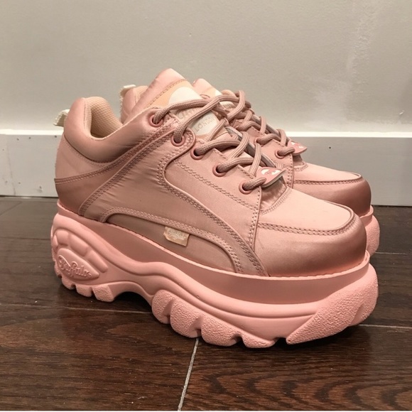 Buffalo london pink